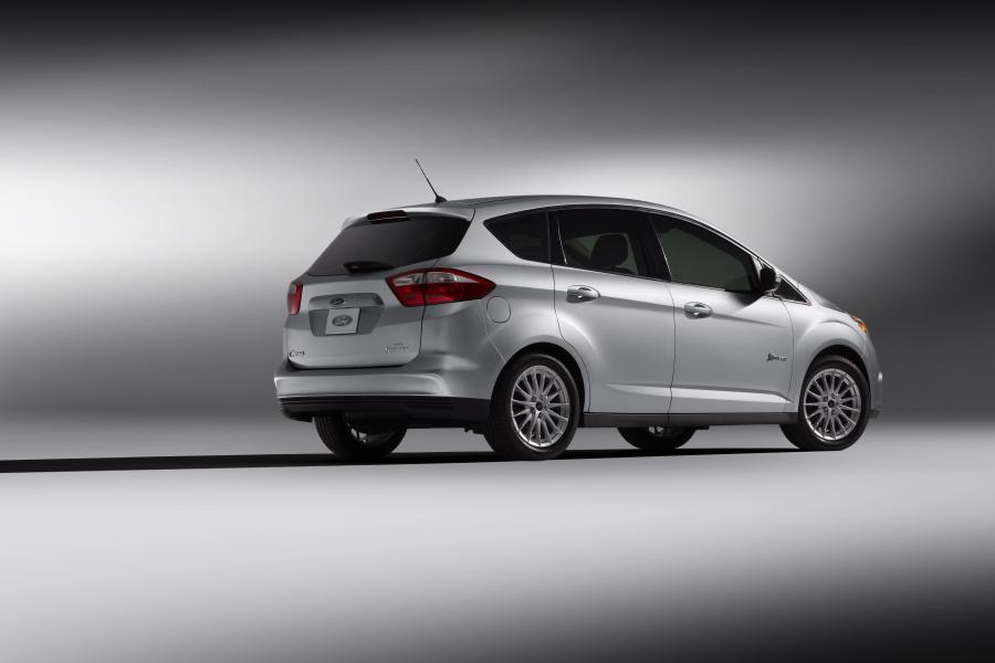  Ford C-Max Hybrid 2010 года  (фото 8 из 10)
